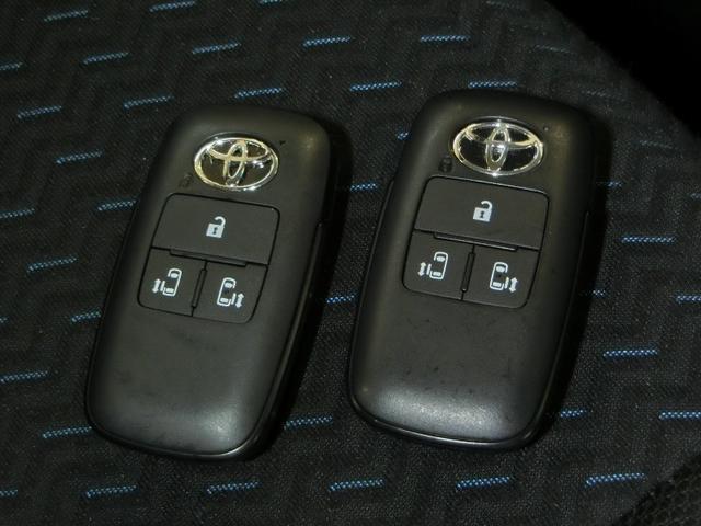 ルーミー カスタムG-T ワンオーナー 衝突被害軽減システム 横滑り防止機能 ABS エアバッグ オートクルーズコントロール 盗難防止装置 アイドリングストップ バックカメラ ETC ドラレコ ミュージックプレイヤー接続可(31枚目)