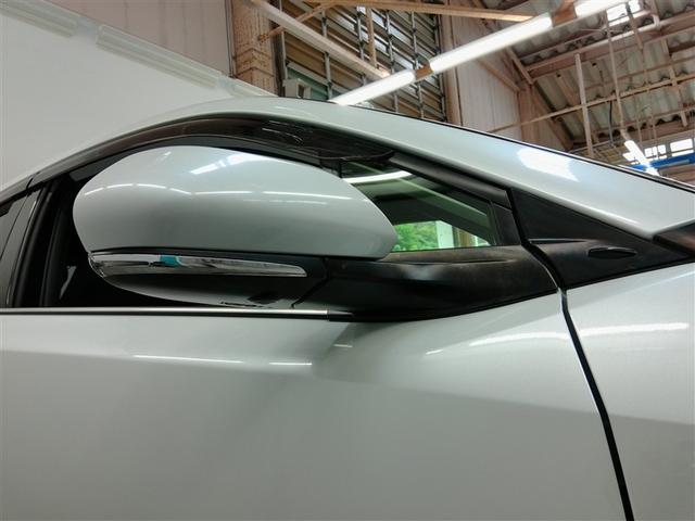 Ｃ－ＨＲ Ｇ　ハイブリッド　ワンオーナー　ハーフレザー　安全装備　衝突被害軽減システム　横滑り防止機能　ＡＢＳ　エアバッグ　オートクルーズコントロール　盗難防止装置　ナビ　バックカメラ　ＥＴＣ　ドラレコ　キーレス（6枚目）