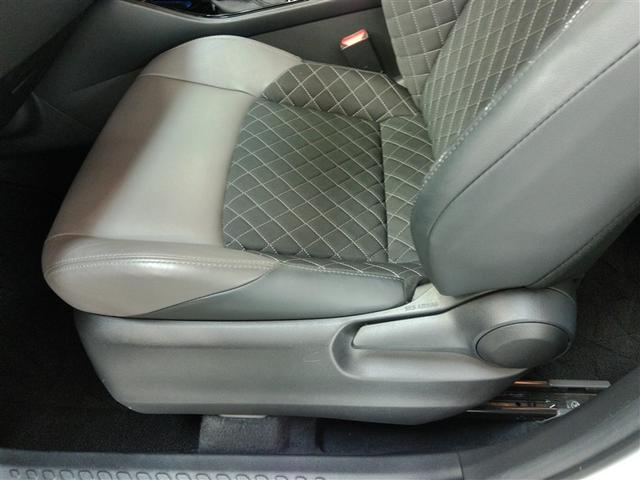 Ｃ－ＨＲ Ｇ　ハイブリッド　ワンオーナー　ハーフレザー　安全装備　衝突被害軽減システム　横滑り防止機能　ＡＢＳ　エアバッグ　オートクルーズコントロール　盗難防止装置　ナビ　バックカメラ　ＥＴＣ　ドラレコ　キーレス（16枚目）