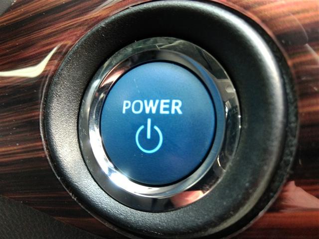 Ｃ－ＨＲ Ｇ　ハイブリッド　ワンオーナー　ハーフレザー　安全装備　衝突被害軽減システム　横滑り防止機能　ＡＢＳ　エアバッグ　オートクルーズコントロール　盗難防止装置　ナビ　バックカメラ　ＥＴＣ　ドラレコ　キーレス（37枚目）