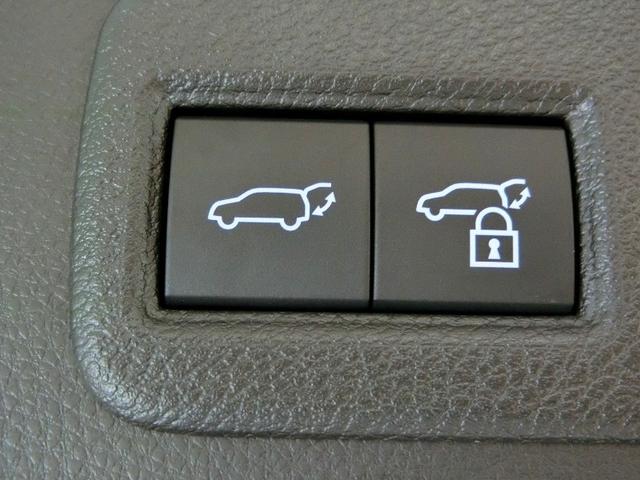 ハリアー Ｇ　レザーパッケージ　ワンオーナー　革シート　電動シート　安全装備　衝突被害軽減システム　横滑り防止機能　ＡＢＳ　エアバッグ　オートクルーズコントロール　盗難防止装置　バックカメラ　ＥＴＣ　ドラレコ　スマートキー　キーレス（16枚目）