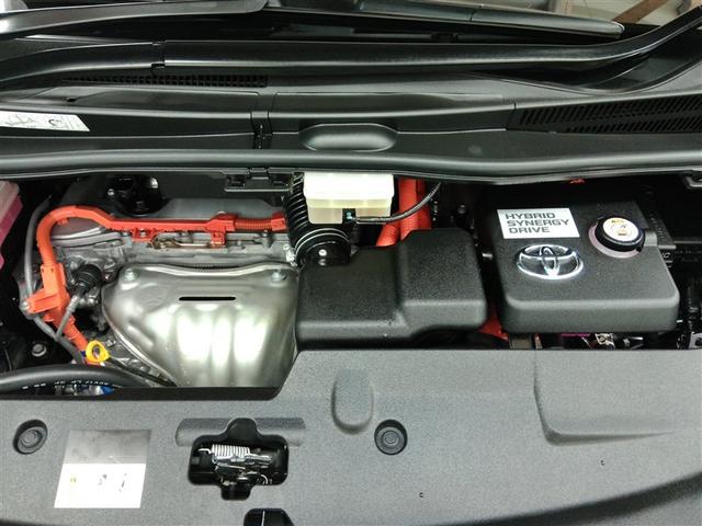 アルファードハイブリッド ＳＲ　Ｃパッケージ　ハイブリッド　ワンオーナー　４ＷＤ　電動シート　安全装備　衝突被害軽減システム　横滑り防止機能　ＡＢＳ　エアバッグ　オートクルーズコントロール　盗難防止装置　バックカメラ　後席モニター　ＥＴＣ　ＣＤ（8枚目）