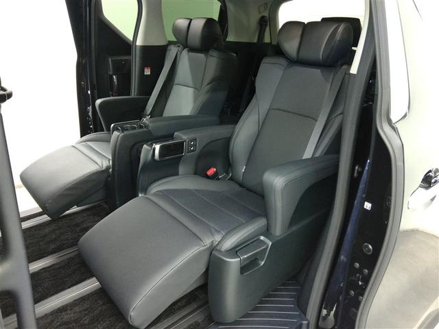 アルファードハイブリッド ＳＲ　Ｃパッケージ　ハイブリッド　ワンオーナー　４ＷＤ　電動シート　安全装備　衝突被害軽減システム　横滑り防止機能　ＡＢＳ　エアバッグ　オートクルーズコントロール　盗難防止装置　バックカメラ　後席モニター　ＥＴＣ　ＣＤ（16枚目）