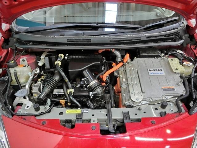 ノート e-パワー メダリスト ハイブリッド 衝突被害軽減システム 横滑り防止機能 ABS エアバッグ オートクルーズコントロール 盗難防止装置 バックカメラ ETC ドラレコ ミュージックプレイヤー接続可 CD スマートキー(7枚目)