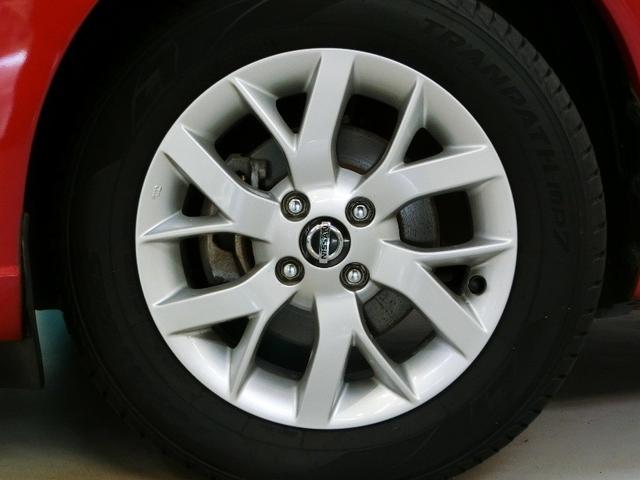 ノート e-パワー メダリスト ハイブリッド 衝突被害軽減システム 横滑り防止機能 ABS エアバッグ オートクルーズコントロール 盗難防止装置 バックカメラ ETC ドラレコ ミュージックプレイヤー接続可 CD スマートキー(9枚目)