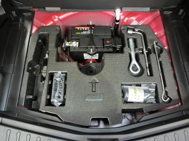 ノート e-パワー メダリスト ハイブリッド 衝突被害軽減システム 横滑り防止機能 ABS エアバッグ オートクルーズコントロール 盗難防止装置 バックカメラ ETC ドラレコ ミュージックプレイヤー接続可 CD スマートキー(16枚目)