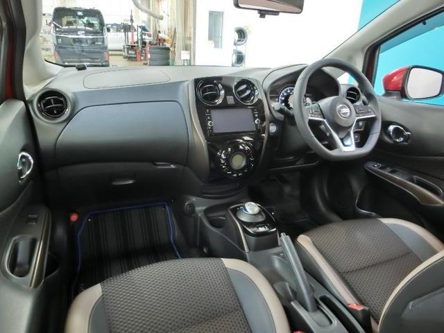 ノート e-パワー メダリスト ハイブリッド 衝突被害軽減システム 横滑り防止機能 ABS エアバッグ オートクルーズコントロール 盗難防止装置 バックカメラ ETC ドラレコ ミュージックプレイヤー接続可 CD スマートキー(18枚目)