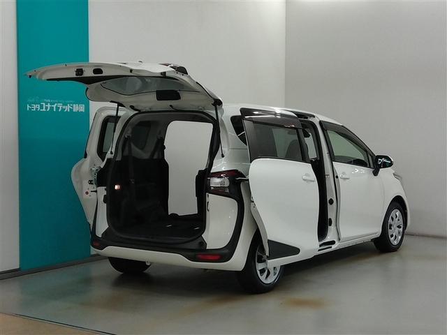 シエンタ G ワンオーナー 衝突被害軽減システム 横滑り防止機能 ABS エアバッグ 盗難防止装置 アイドリングストップ バックカメラ ETC ミュージックプレイヤー接続可 CD スマートキー キーレス フル装備(17枚目)