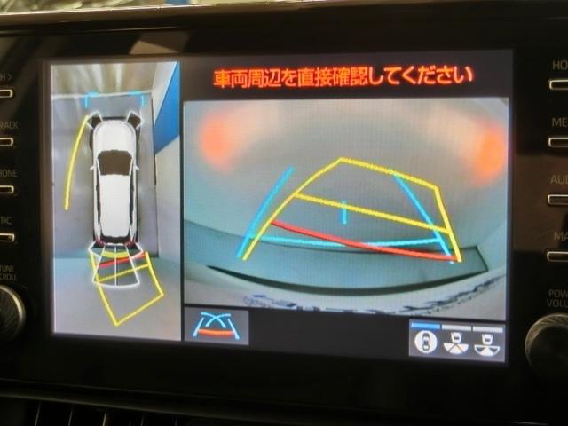 パノラミックビューモニター付きです。車両を上から見たような映像をディスプレイオーディオ画面に表示。運転席からの目視だけでは見にくい、車両周辺の状況をリアルタイムでしっかり確認できます。