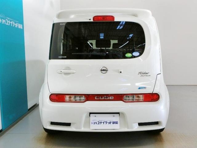 キューブ ライダー　ブラックライン　ワンオーナー　横滑り防止機能　ＡＢＳ　エアバッグ　盗難防止装置　アイドリングストップ　バックカメラ　ＥＴＣ　ドラレコ　ミュージックプレイヤー接続可　ＣＤ　スマートキー　キーレス　フル装備　オートマ（6枚目）