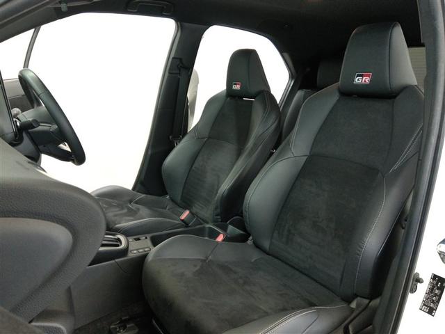 ヤリスクロス ハイブリッド　ＧＲスポーツ　ハイブリッド　ワンオーナー　安全装備　衝突被害軽減システム　横滑り防止機能　ＡＢＳ　エアバッグ　オートクルーズコントロール　盗難防止装置　ナビ　バックカメラ　ＥＴＣ　ミュージックプレイヤー接続可（14枚目）