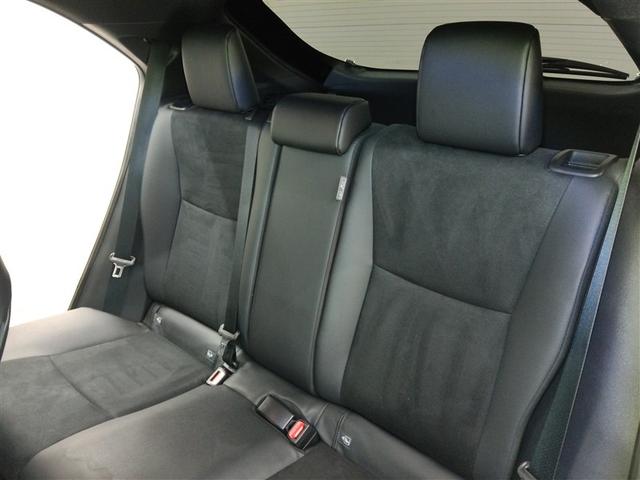 ヤリスクロス ハイブリッド　ＧＲスポーツ　ハイブリッド　ワンオーナー　安全装備　衝突被害軽減システム　横滑り防止機能　ＡＢＳ　エアバッグ　オートクルーズコントロール　盗難防止装置　ナビ　バックカメラ　ＥＴＣ　ミュージックプレイヤー接続可（16枚目）