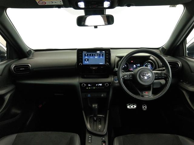 ヤリスクロス ハイブリッド　ＧＲスポーツ　ハイブリッド　ワンオーナー　安全装備　衝突被害軽減システム　横滑り防止機能　ＡＢＳ　エアバッグ　オートクルーズコントロール　盗難防止装置　ナビ　バックカメラ　ＥＴＣ　ミュージックプレイヤー接続可（22枚目）