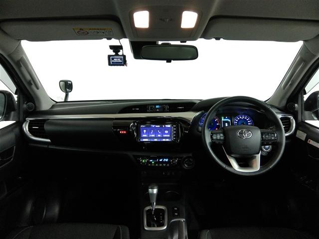 �X�^�C���b�V���ȃf�U�C���̃C���p�l�B�e����X�C�b�`�͎g���₷���ʒu�ɔz�u����Ă܂��B