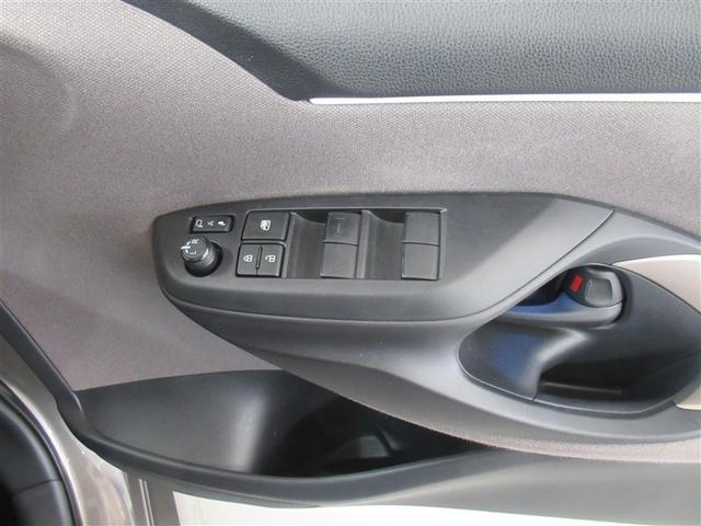 ヤリス Ｇ　ワンオーナー　安全装備　衝突被害軽減システム　横滑り防止機能　ＡＢＳ　エアバッグ　盗難防止装置　ナビ　バックカメラ　ＥＴＣ　ドラレコ　ミュージックプレイヤー接続可　スマートキー　キーレス　フル装備（18枚目）