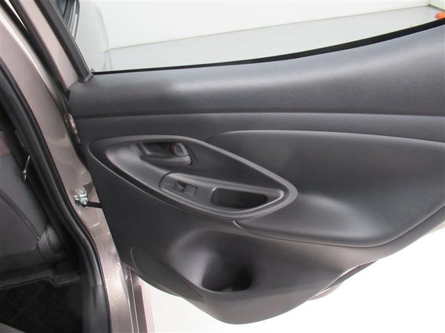 ヤリス Ｇ　ワンオーナー　安全装備　衝突被害軽減システム　横滑り防止機能　ＡＢＳ　エアバッグ　盗難防止装置　ナビ　バックカメラ　ＥＴＣ　ドラレコ　ミュージックプレイヤー接続可　スマートキー　キーレス　フル装備（19枚目）