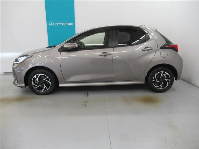 ヤリス Ｇ　ワンオーナー　安全装備　衝突被害軽減システム　横滑り防止機能　ＡＢＳ　エアバッグ　盗難防止装置　ナビ　バックカメラ　ＥＴＣ　ドラレコ　ミュージックプレイヤー接続可　スマートキー　キーレス　フル装備（24枚目）