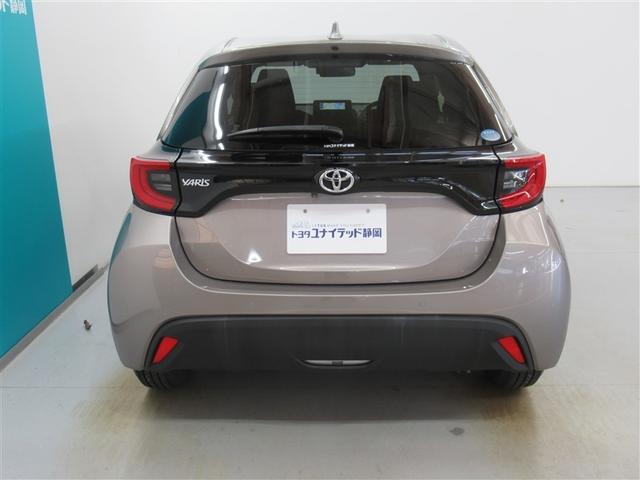 ヤリス Ｇ　ワンオーナー　安全装備　衝突被害軽減システム　横滑り防止機能　ＡＢＳ　エアバッグ　盗難防止装置　ナビ　バックカメラ　ＥＴＣ　ドラレコ　ミュージックプレイヤー接続可　スマートキー　キーレス　フル装備（25枚目）