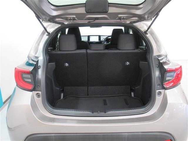 ヤリス Ｇ　ワンオーナー　安全装備　衝突被害軽減システム　横滑り防止機能　ＡＢＳ　エアバッグ　盗難防止装置　ナビ　バックカメラ　ＥＴＣ　ドラレコ　ミュージックプレイヤー接続可　スマートキー　キーレス　フル装備（35枚目）