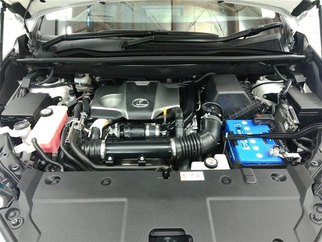 ＮＸ ＮＸ３００　Ｉパッケージ　ワンオーナー　４ＷＤ　サンルーフ　電動シート　安全装備　衝突被害軽減システム　横滑り防止機能　ＡＢＳ　エアバッグ　オートクルーズコントロール　盗難防止装置　アイドリングストップ　バックカメラ　ＥＴＣ（8枚目）