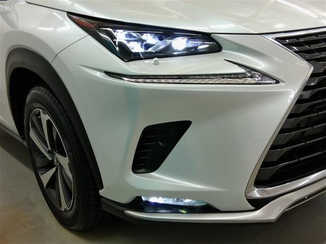 ＮＸ ＮＸ３００　Ｉパッケージ　ワンオーナー　４ＷＤ　サンルーフ　電動シート　安全装備　衝突被害軽減システム　横滑り防止機能　ＡＢＳ　エアバッグ　オートクルーズコントロール　盗難防止装置　アイドリングストップ　バックカメラ　ＥＴＣ（9枚目）