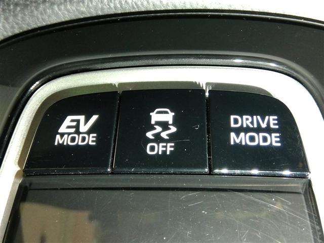 カローラクロス ハイブリッド　Ｚ　ハイブリッド　ワンオーナー　サンルーフ　ハーフレザー　電動シート　安全装備　衝突被害軽減システム　横滑り防止機能　ＡＢＳ　エアバッグ　オートクルーズコントロール　盗難防止装置　バックカメラ　ＥＴＣ（30枚目）