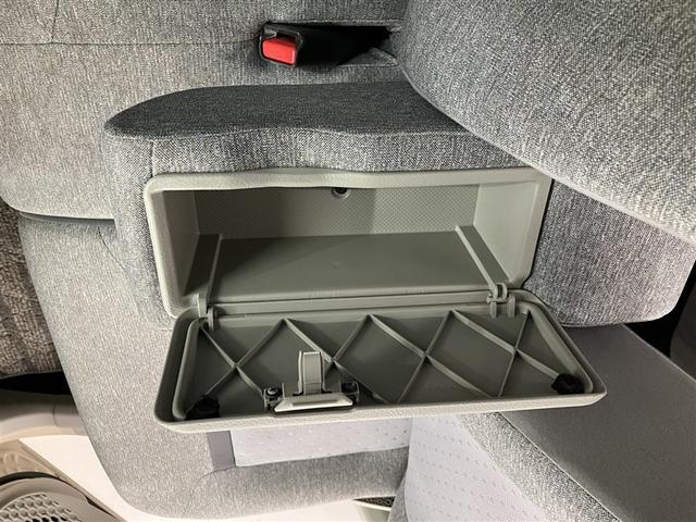 パッソ Ｘ　Ｌパッケージ　ワンオーナー　衝突被害軽減システム　横滑り防止機能　ＡＢＳ　エアバッグ　盗難防止装置　アイドリングストップ　バックカメラ　ＥＴＣ　ミュージックプレイヤー接続可　ＣＤ　スマートキー　キーレス　フル装備（18枚目）