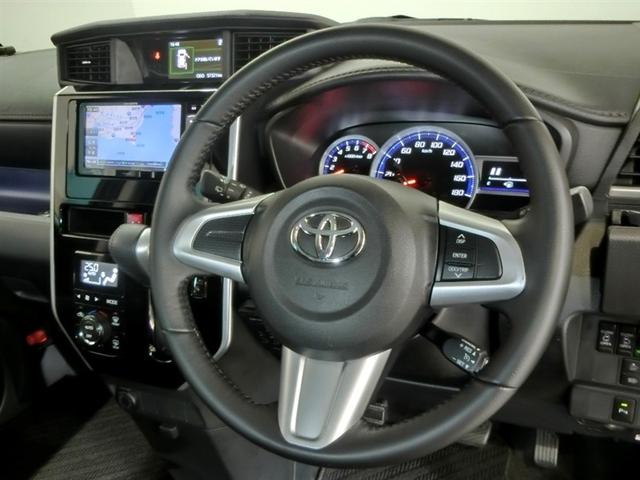 �X�C�b�`�ނ̔z�u�܂ōl����ꂽ�C���X�g�������g�p�l���A�X�b�L���Ƃ����f�U�C���ł��B