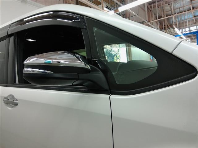 ノア Si ダブルバイビーIII ワンオーナー 衝突被害軽減システム 横滑り防止機能 ABS エアバッグ オートクルーズコントロール 盗難防止装置 アイドリングストップ バックカメラ 後席モニター ETC ドラレコ CD スマートキー(6枚目)