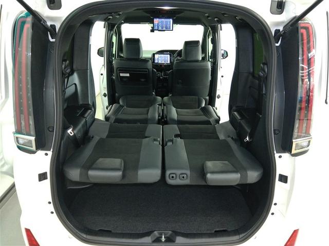 ノア Si ダブルバイビーIII ワンオーナー 衝突被害軽減システム 横滑り防止機能 ABS エアバッグ オートクルーズコントロール 盗難防止装置 アイドリングストップ バックカメラ 後席モニター ETC ドラレコ CD スマートキー(21枚目)