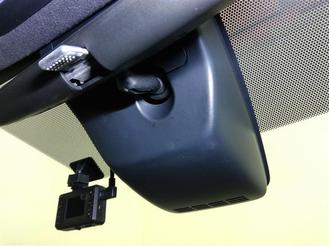 ノア Si ダブルバイビーIII ワンオーナー 衝突被害軽減システム 横滑り防止機能 ABS エアバッグ オートクルーズコントロール 盗難防止装置 アイドリングストップ バックカメラ 後席モニター ETC ドラレコ CD スマートキー(23枚目)