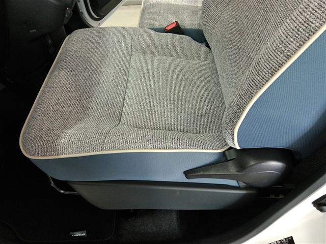 ムーヴキャンバス ストライプスＧ　安全装備　衝突被害軽減システム　横滑り防止機能　ＡＢＳ　エアバッグ　盗難防止装置　アイドリングストップ　バックカメラ　ミュージックプレイヤー接続可　スマートキー　キーレス　フル装備　両側電動スライド（14枚目）