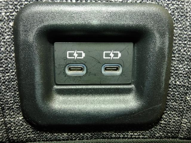 シエンタ ハイブリッドＺ　ハイブリッド　ワンオーナー　安全装備　衝突被害軽減システム　横滑り防止機能　ＡＢＳ　エアバッグ　オートクルーズコントロール　盗難防止装置　ＴＶ　バックカメラ　ＥＴＣ　ミュージックプレイヤー接続可（16枚目）