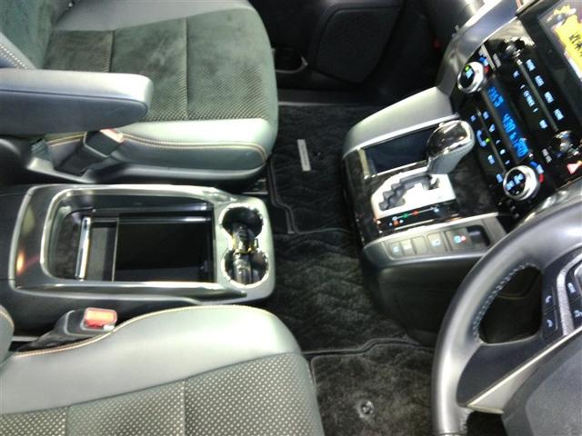 アルファード 2.5S タイプゴールド ワンオーナー 安全装備 衝突被害軽減システム 横滑り防止機能 ABS エアバッグ オートクルーズコントロール 盗難防止装置 バックカメラ ETC ドラレコ ミュージックプレイヤー接続可 スマートキー(11枚目)