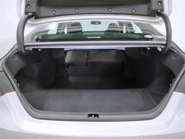 �J�������L���A�傫�ȉו�����������ςގ����o���܂��B