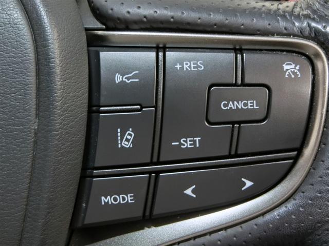 ＵＸ ＵＸ２００　Ｆスポーツ　ワンオーナー　サンルーフ　電動シート　安全装備　衝突被害軽減システム　横滑り防止機能　ＡＢＳ　エアバッグ　オートクルーズコントロール　盗難防止装置　アイドリングストップ　バックカメラ　ＥＴＣ　ドラレコ（19枚目）