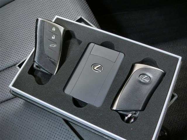 ＵＸ ＵＸ２００　Ｆスポーツ　ワンオーナー　サンルーフ　電動シート　安全装備　衝突被害軽減システム　横滑り防止機能　ＡＢＳ　エアバッグ　オートクルーズコントロール　盗難防止装置　アイドリングストップ　バックカメラ　ＥＴＣ　ドラレコ（25枚目）