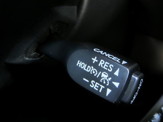 C-HR G LEDエディション ハイブリッド ハーフレザー 安全装備 衝突被害軽減システム 横滑り防止機能 ABS エアバッグ オートクルーズコントロール 盗難防止装置 バックカメラ ETC ドラレコ ミュージックプレイヤー接続可(15枚目)