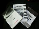 新車登録当時の整備手帳及び取扱い説明書までついてますから、安心の一台になると思います。