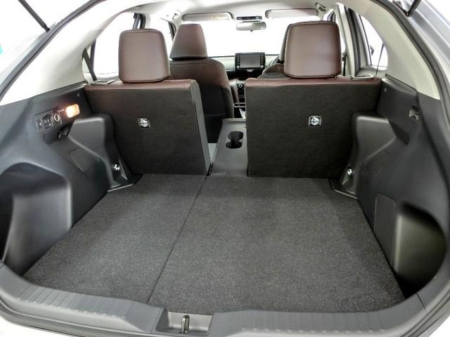 ヤリスクロス ハイブリッドＺ　ハイブリッド　ワンオーナー　電動シート　安全装備　衝突被害軽減システム　横滑り防止機能　ＡＢＳ　エアバッグ　オートクルーズコントロール　盗難防止装置　バックカメラ　ＥＴＣ　ミュージックプレイヤー接続可（19枚目）