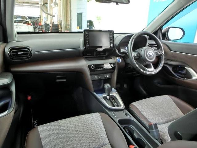 ヤリスクロス ハイブリッドＺ　ハイブリッド　ワンオーナー　電動シート　安全装備　衝突被害軽減システム　横滑り防止機能　ＡＢＳ　エアバッグ　オートクルーズコントロール　盗難防止装置　バックカメラ　ＥＴＣ　ミュージックプレイヤー接続可（27枚目）