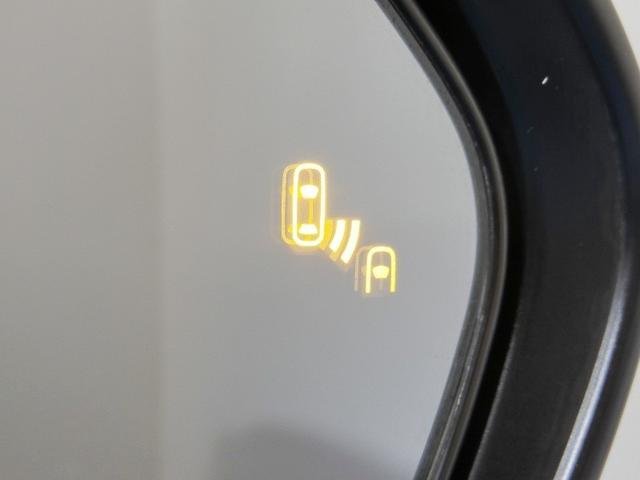 ヤリス ハイブリッドＺ　ハイブリッド　ワンオーナー　展示・試乗車　安全装備　衝突被害軽減システム　横滑り防止機能　ＡＢＳ　エアバッグ　オートクルーズコントロール　盗難防止装置　ナビ　バックカメラ　ＥＴＣ　ドラレコ　キーレス（7枚目）