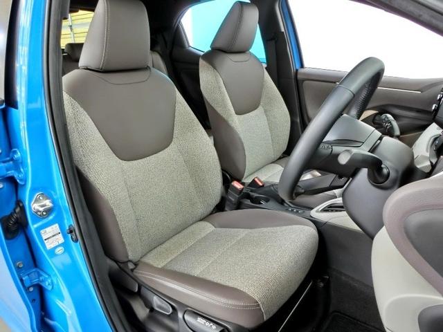 ヤリス ハイブリッドＺ　ハイブリッド　ワンオーナー　展示・試乗車　安全装備　衝突被害軽減システム　横滑り防止機能　ＡＢＳ　エアバッグ　オートクルーズコントロール　盗難防止装置　ナビ　バックカメラ　ＥＴＣ　ドラレコ　キーレス（12枚目）