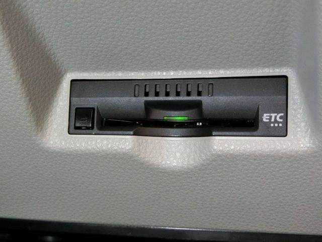 ヤリス ハイブリッドＺ　ハイブリッド　ワンオーナー　展示・試乗車　安全装備　衝突被害軽減システム　横滑り防止機能　ＡＢＳ　エアバッグ　オートクルーズコントロール　盗難防止装置　ナビ　バックカメラ　ＥＴＣ　ドラレコ　キーレス（38枚目）
