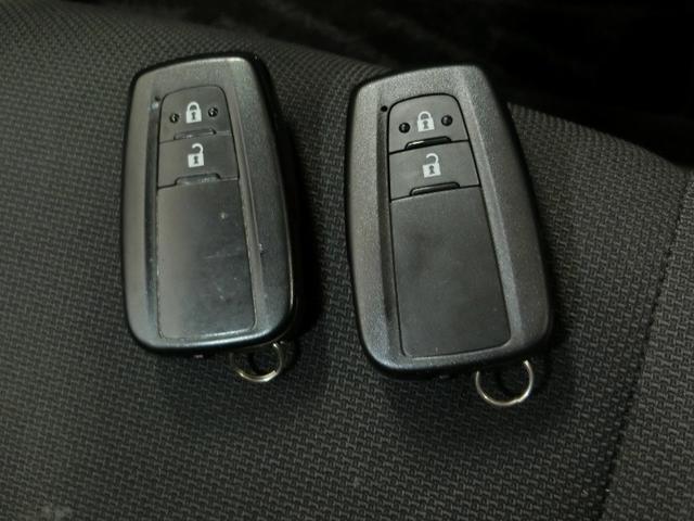 カローラツーリング G-X プラス ワンオーナー 安全装備 衝突被害軽減システム 横滑り防止機能 ABS エアバッグ オートクルーズコントロール 盗難防止装置 ナビ バックカメラ ETC ドラレコ ミュージックプレイヤー接続可 キーレス(13枚目)