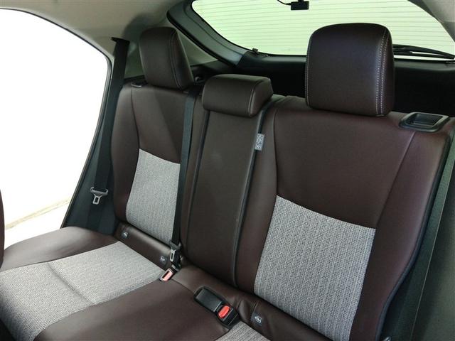 ヤリスクロス ハイブリッドZ ワンオーナー 電動シート 安全装備 衝突被害軽減システム 横滑り防止機能 ABS エアバッグ オートクルーズコントロール 盗難防止装置 バックカメラ ETC ドラレコ ミュージックプレイヤー接続可(9枚目)