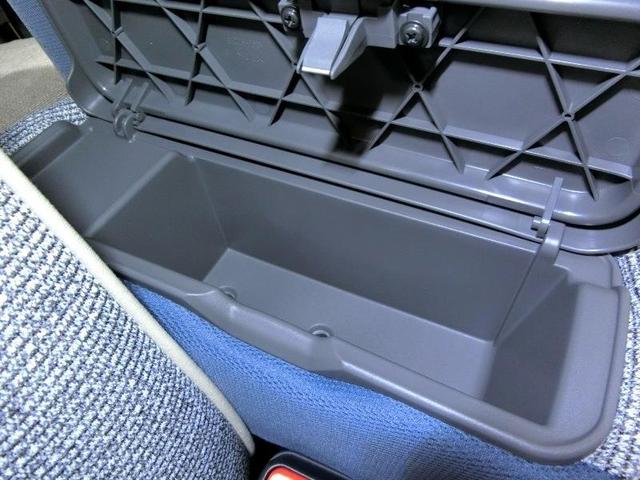 ムーヴキャンバス ストライプスG 安全装備 衝突被害軽減システム 横滑り防止機能 ABS エアバッグ 盗難防止装置 バックカメラ ミュージックプレイヤー接続可 CD スマートキー キーレス フル装備 両側電動スライド オートマ(12枚目)