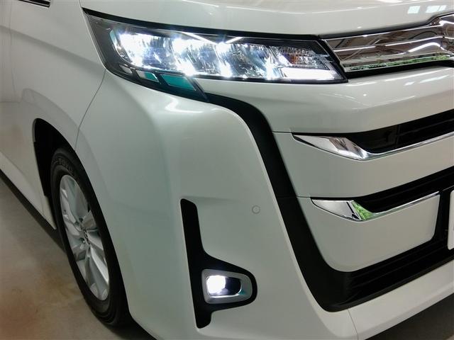 ノア ハイブリッドＺ　ハイブリッド　ワンオーナー　安全装備　衝突被害軽減システム　横滑り防止機能　ＡＢＳ　エアバッグ　オートクルーズコントロール　盗難防止装置　バックカメラ　後席モニター　ＥＴＣ　ドラレコ　ＣＤ　キーレス（9枚目）