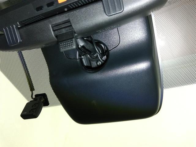 ノア ハイブリッドＺ　ハイブリッド　ワンオーナー　安全装備　衝突被害軽減システム　横滑り防止機能　ＡＢＳ　エアバッグ　オートクルーズコントロール　盗難防止装置　バックカメラ　後席モニター　ＥＴＣ　ドラレコ　ＣＤ　キーレス（24枚目）