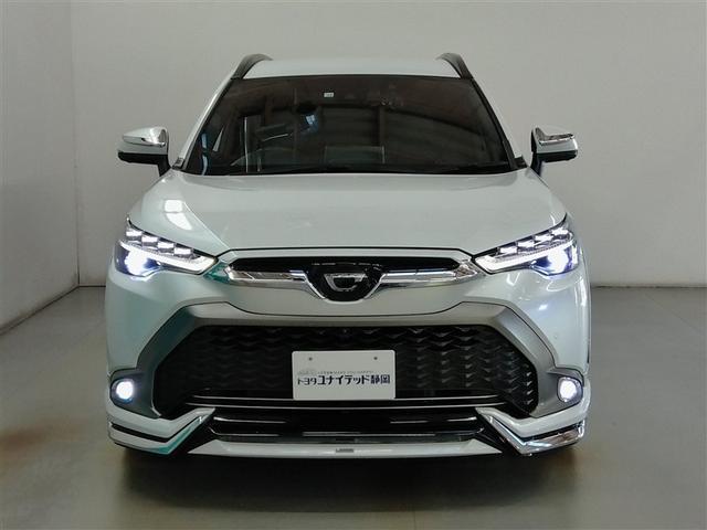 カローラクロス Ｚ　ワンオーナー　ハーフレザー　電動シート　安全装備　衝突被害軽減システム　横滑り防止機能　ＡＢＳ　エアバッグ　オートクルーズコントロール　盗難防止装置　バックカメラ　ＥＴＣ　ドラレコ　スマートキー（5枚目）